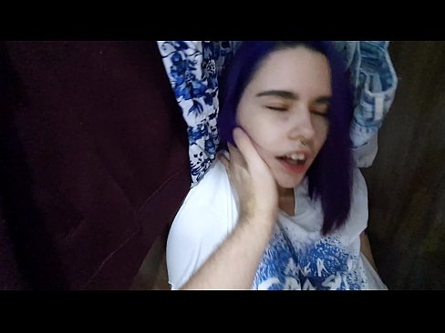 ❤️ Хоҳарамро дар ҷевон ёфт ва ба ӯ кӯмак кард Порнои мақъад дар мо tg.shufflesex.ru ☑